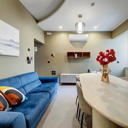 Spacious 4br Bugibba Square 1 Min Appartement St. Paul's Bay