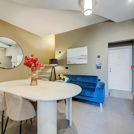 Spacious 4br Bugibba Square 1 Min 公寓 圣保罗湾城
