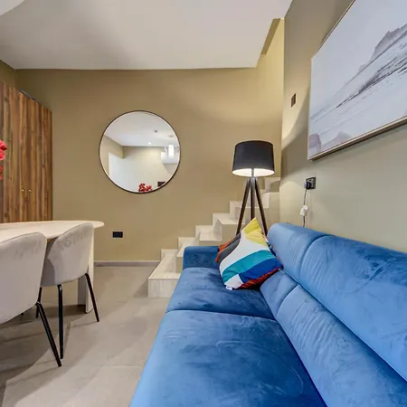 Appartement Spacious 4br Bugibba Square 1 Min *