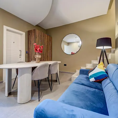 Spacious 4br Bugibba Square 1 Min