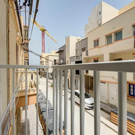 Appartement Spacious 4br Bugibba Square 1 Min *