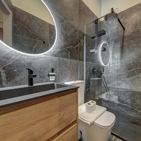 Spacious 4br Bugibba Square 1 Min Appartement